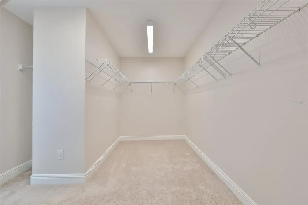 14661 Horse Trot Road Lithia FL 33547