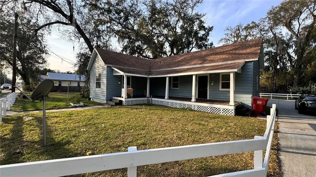 904 W Reynolds Street Plant City FL 33563