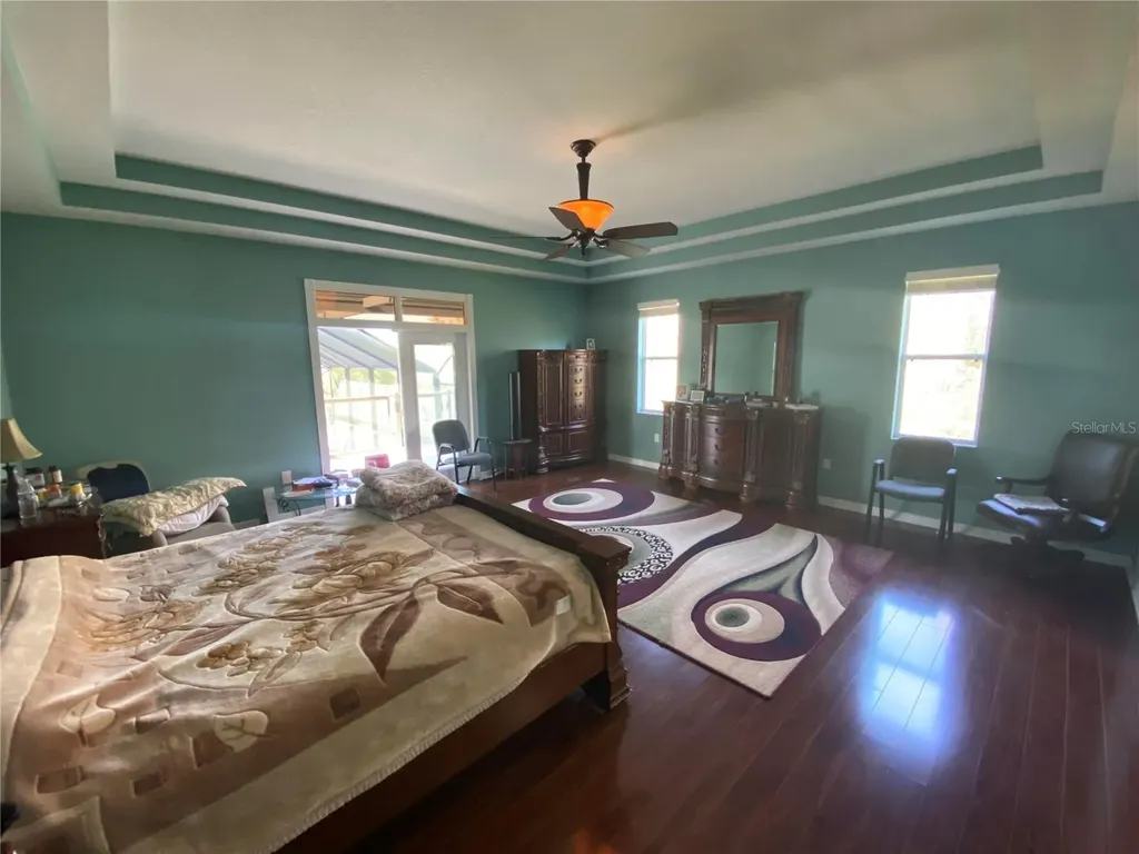 10503 Palm Cove Avenue Tampa FL 33647