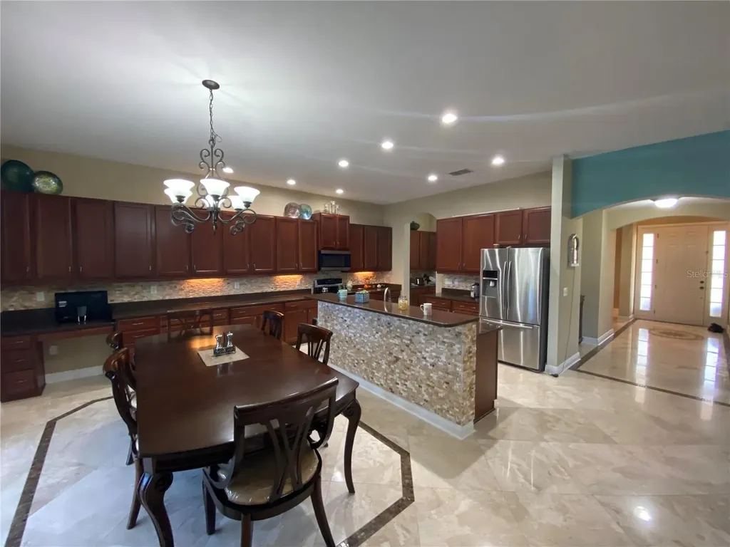 10503 Palm Cove Avenue Tampa FL 33647