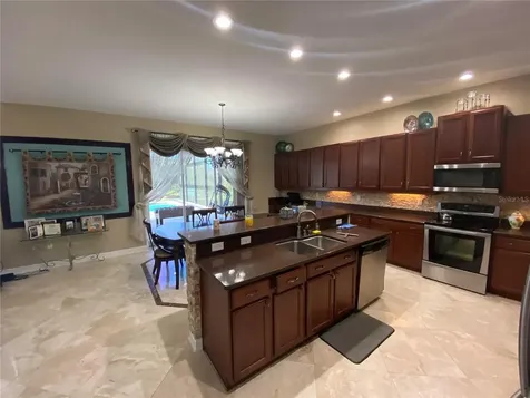 10503 Palm Cove Avenue Tampa FL 33647