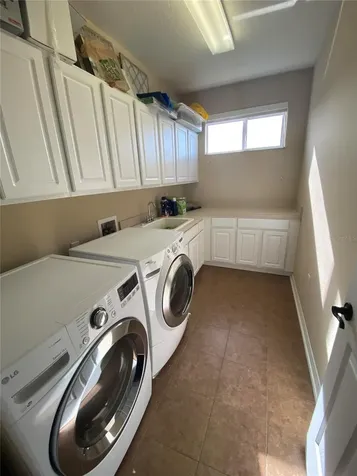 10503 Palm Cove Avenue Tampa FL 33647