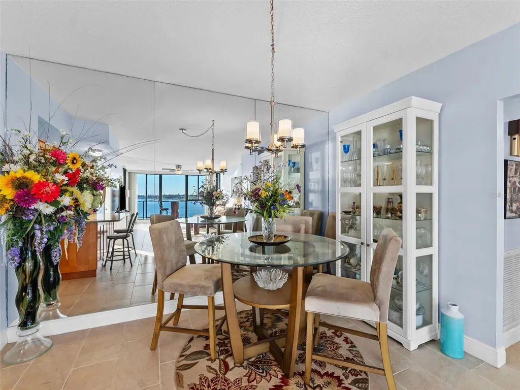7100 Sunshine Skyway Lane S St Petersburg FL 33711