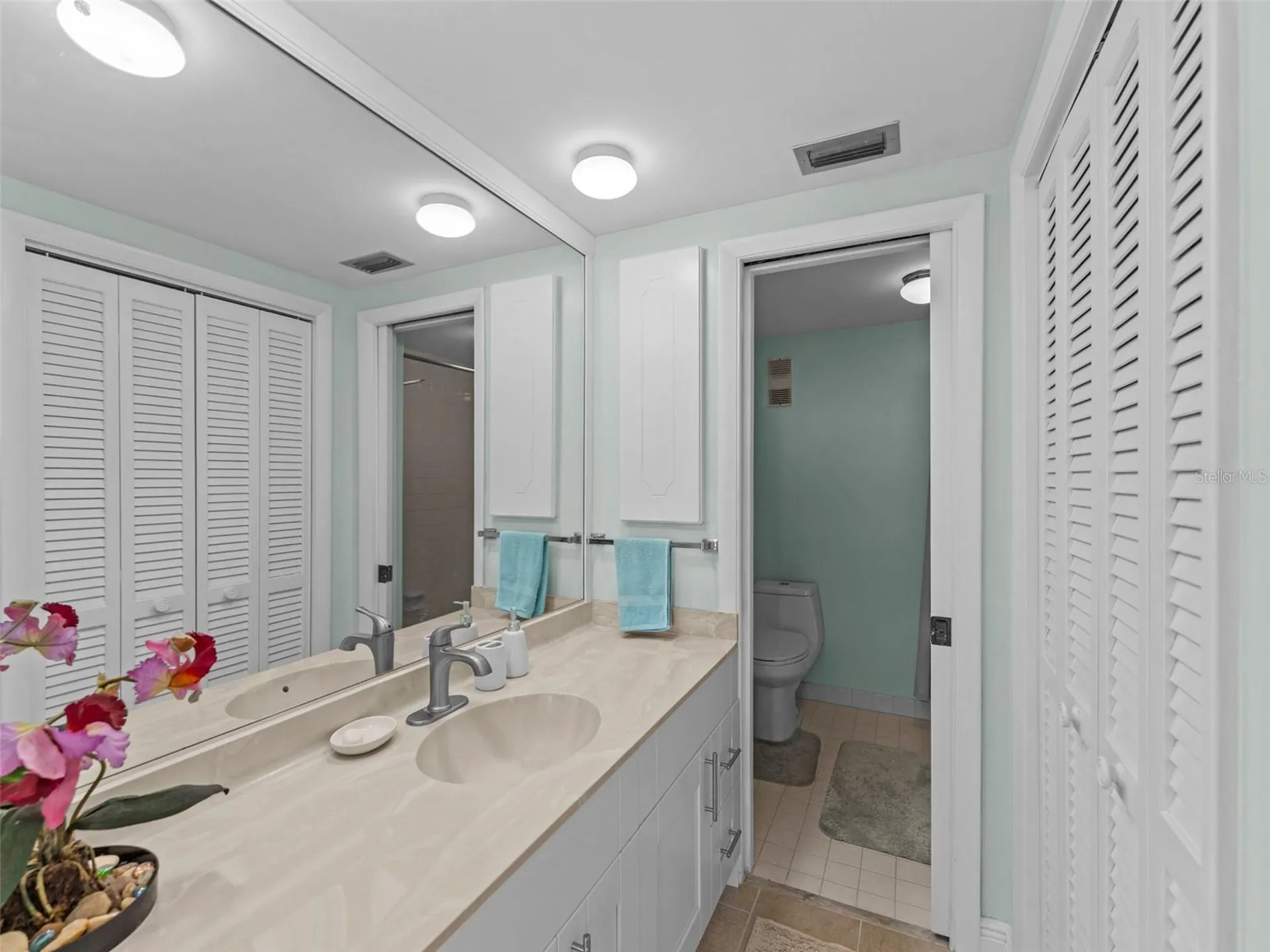 7100 Sunshine Skyway Lane S St Petersburg FL 33711