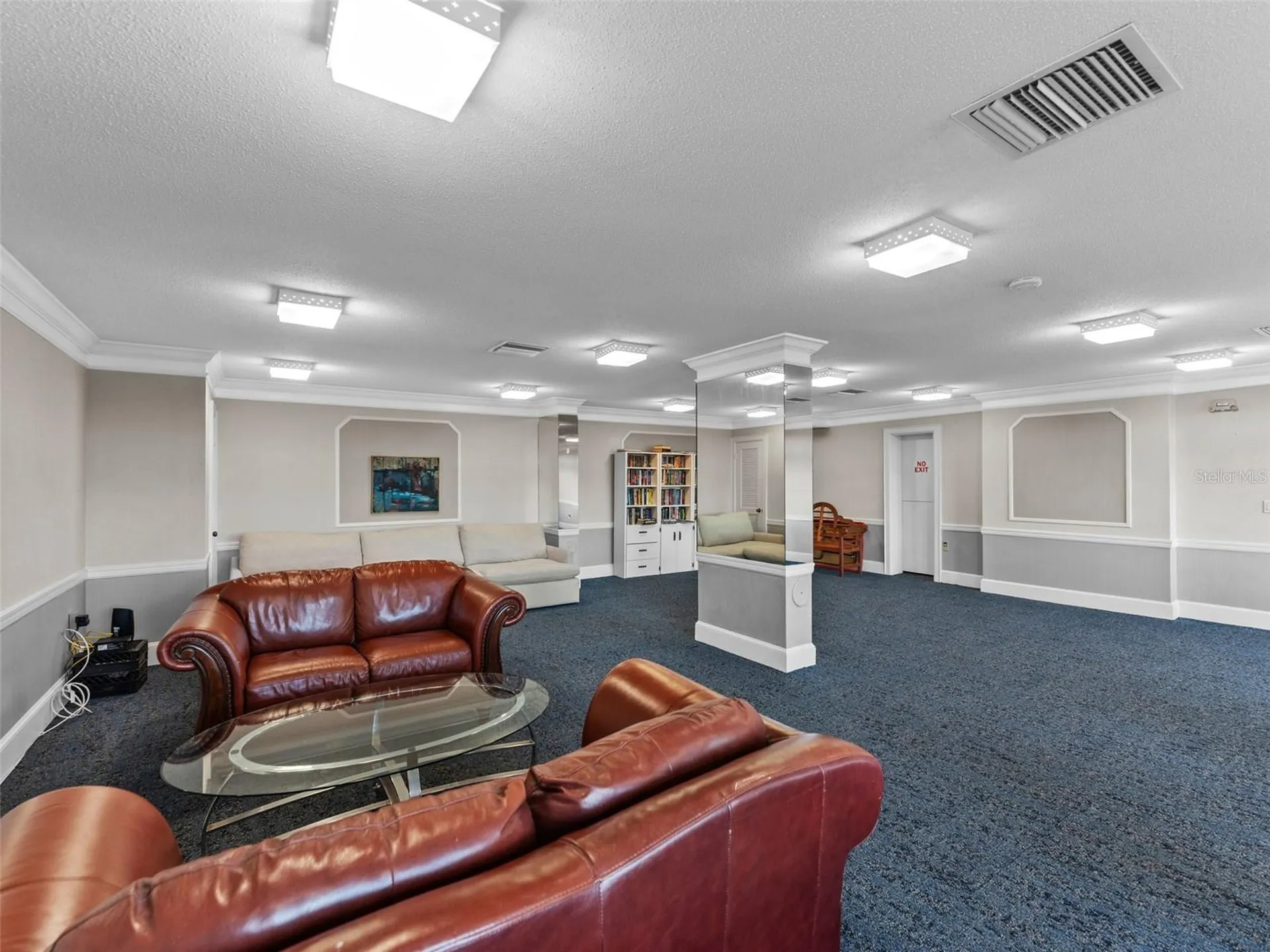 7100 Sunshine Skyway Lane S St Petersburg FL 33711
