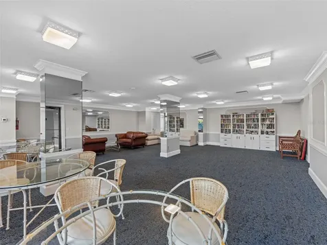 7100 Sunshine Skyway Lane S St Petersburg FL 33711