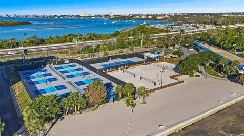 7100 Sunshine Skyway Lane S St Petersburg FL 33711
