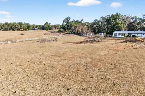 8989 S Great Oaks Drive Floral City FL 34436