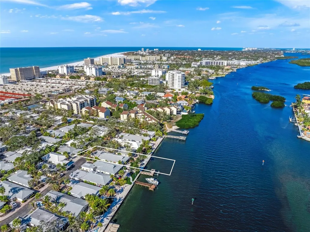 1358 Moonmist Drive Sarasota FL 34242