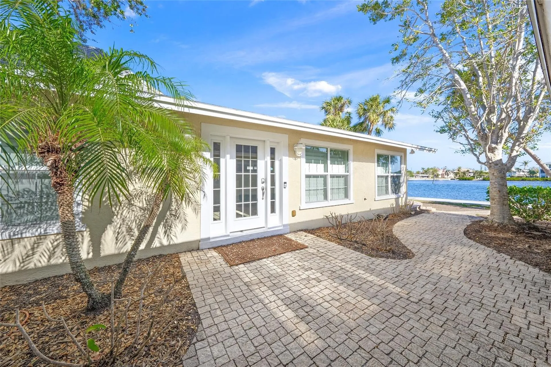 1358 Moonmist Drive Sarasota FL 34242