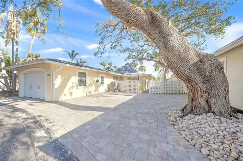 1358 Moonmist Drive Sarasota FL 34242