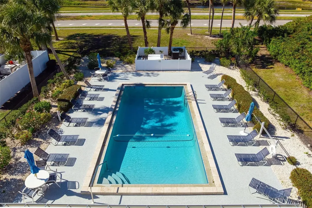 270 Cerromar Way S Venice FL 34293