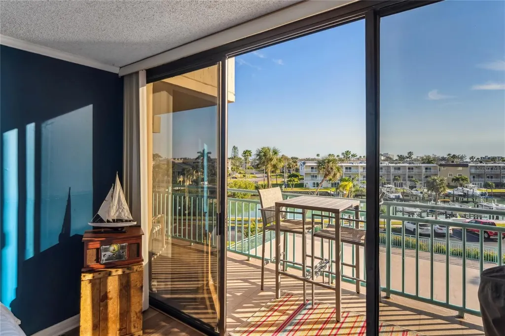 1 Key Capri Treasure Island FL 33706