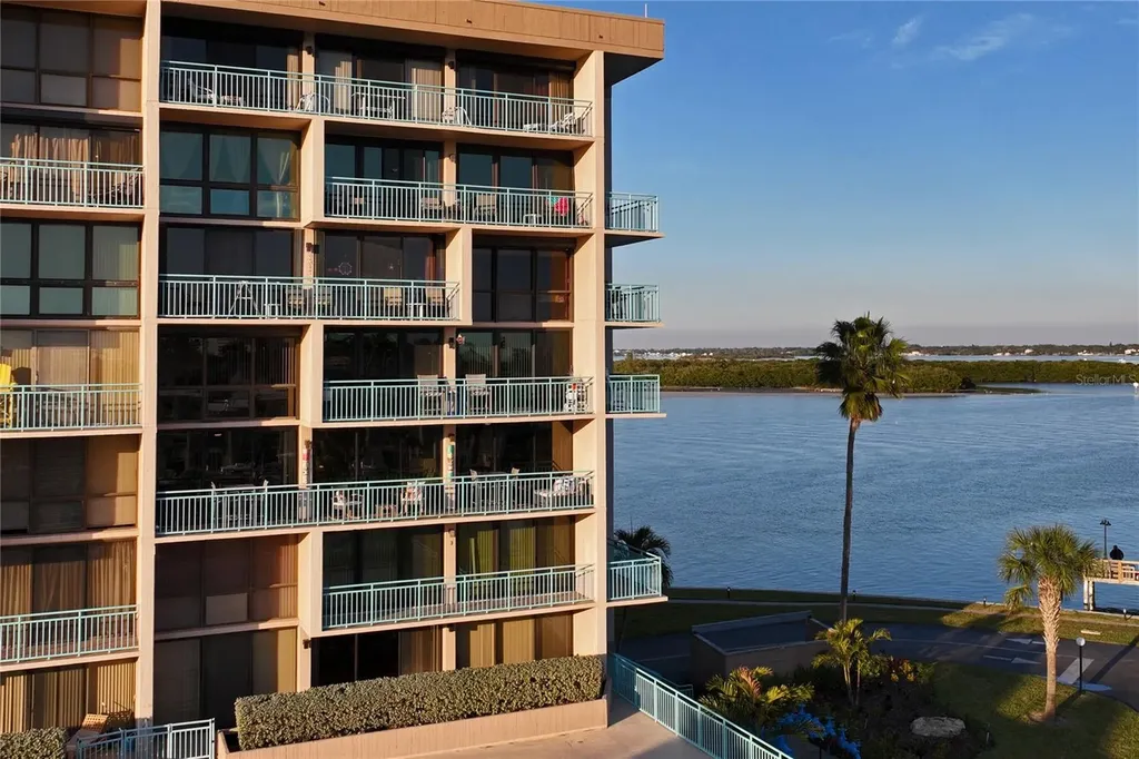 1 Key Capri Treasure Island FL 33706