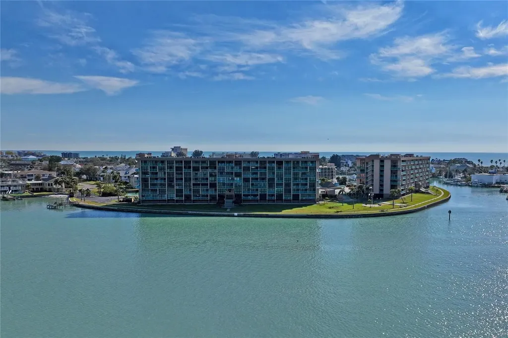 1 Key Capri Treasure Island FL 33706