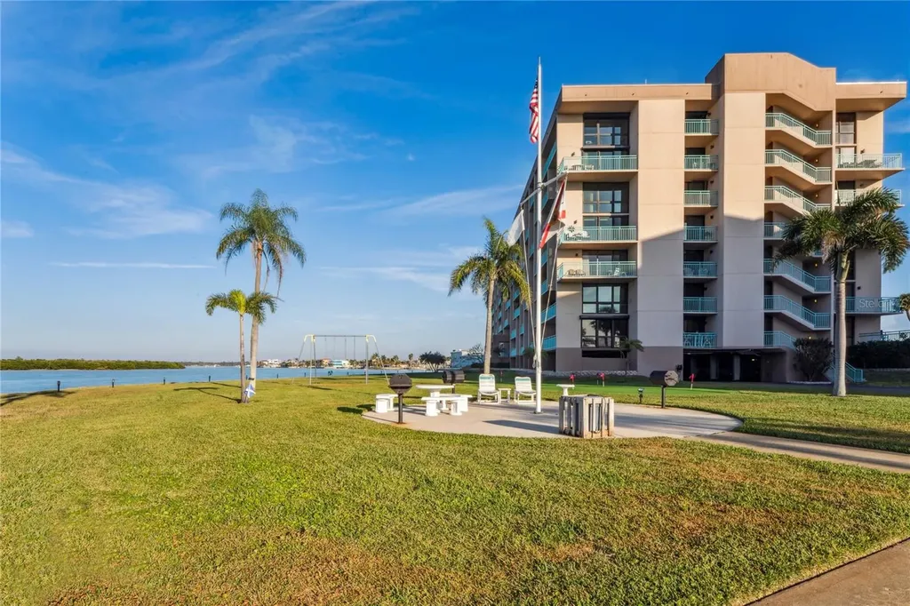 1 Key Capri Treasure Island FL 33706