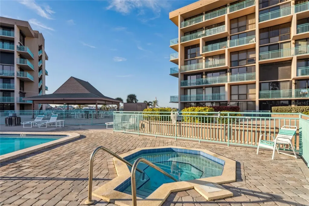 1 Key Capri Treasure Island FL 33706