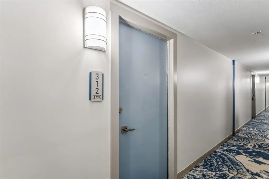 1 Key Capri Treasure Island FL 33706