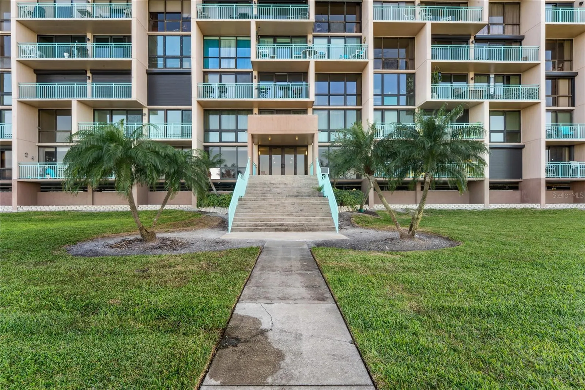 1 Key Capri Treasure Island FL 33706