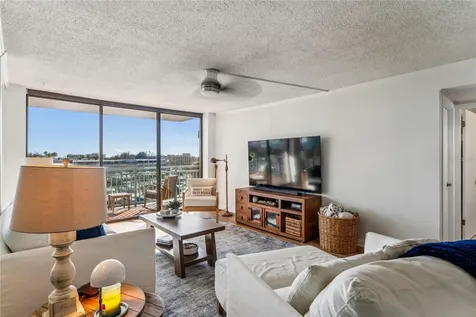 1 Key Capri Treasure Island FL 33706