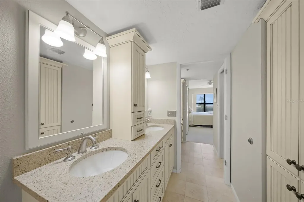 5740 Midnight Pass Road Sarasota FL 34242