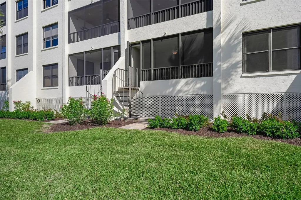 5740 Midnight Pass Road Sarasota FL 34242