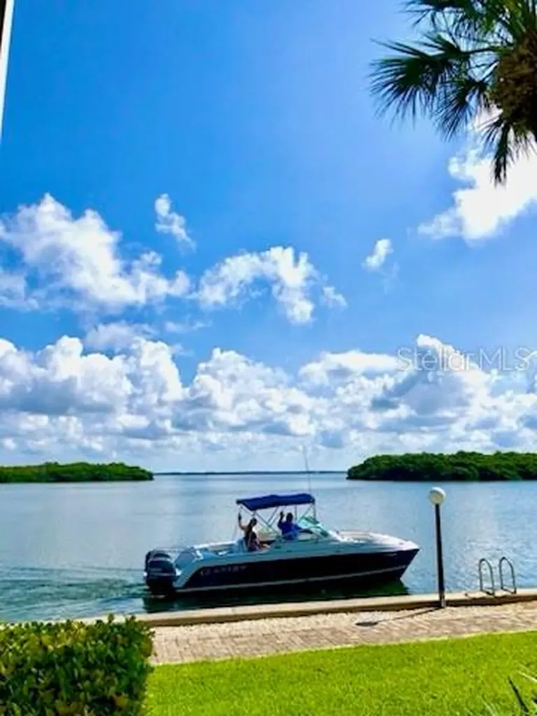 4310 Falmouth Drive Longboat Key FL 34228