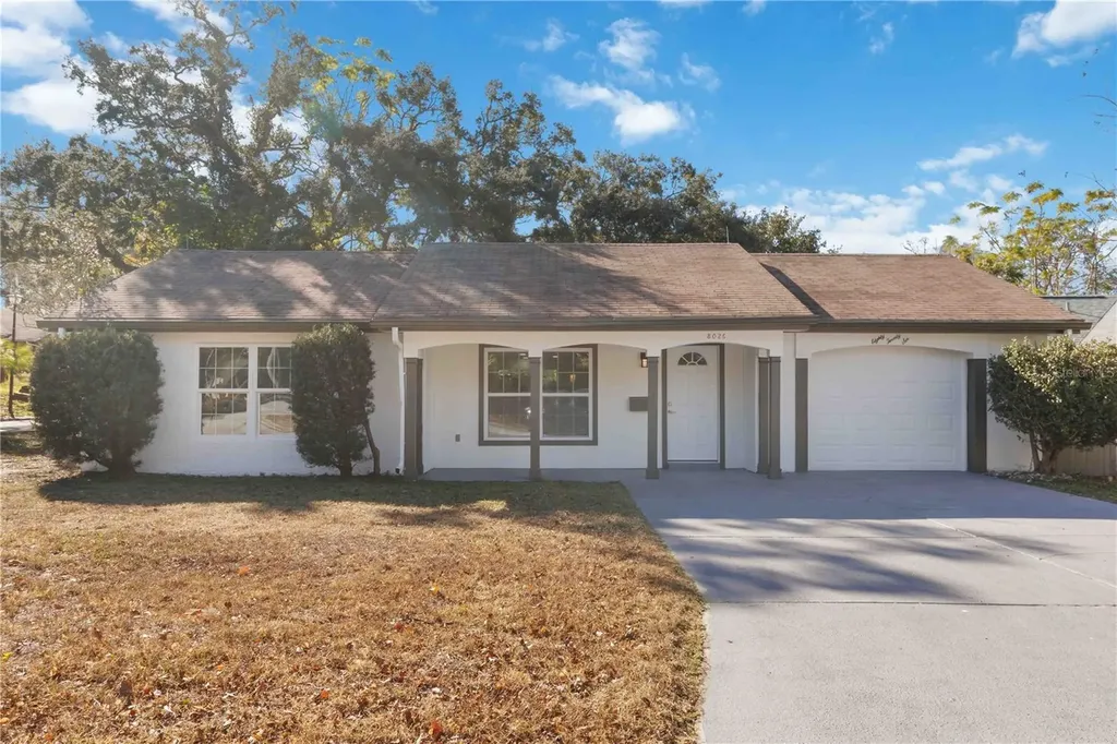 8026 Hunters Whip Row Circle Hudson FL 34667