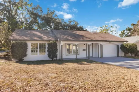 8026 Hunters Whip Row Circle Hudson FL 34667