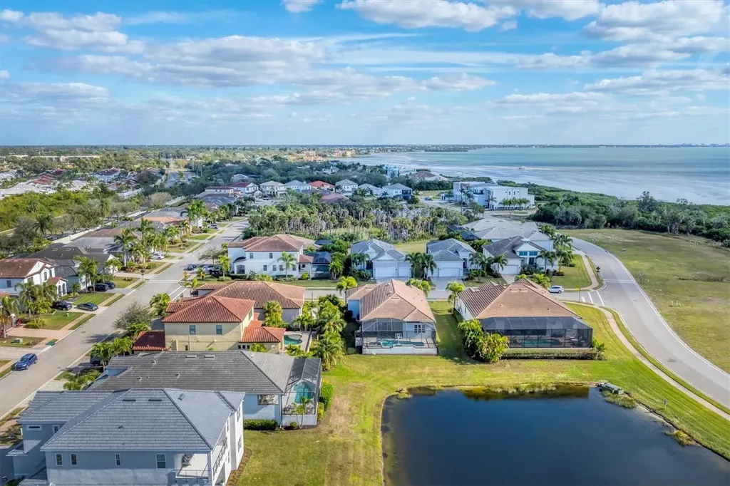 6204 Trophy Lane Bradenton FL 34210