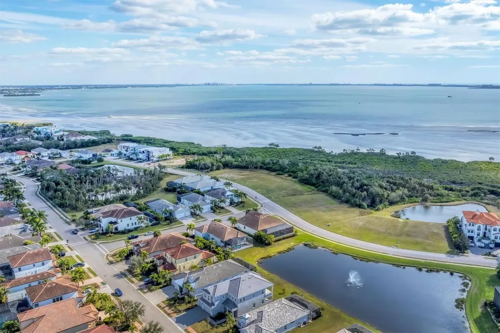 6204 Trophy Lane Bradenton FL 34210