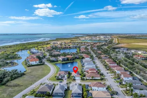 6204 Trophy Lane Bradenton FL 34210