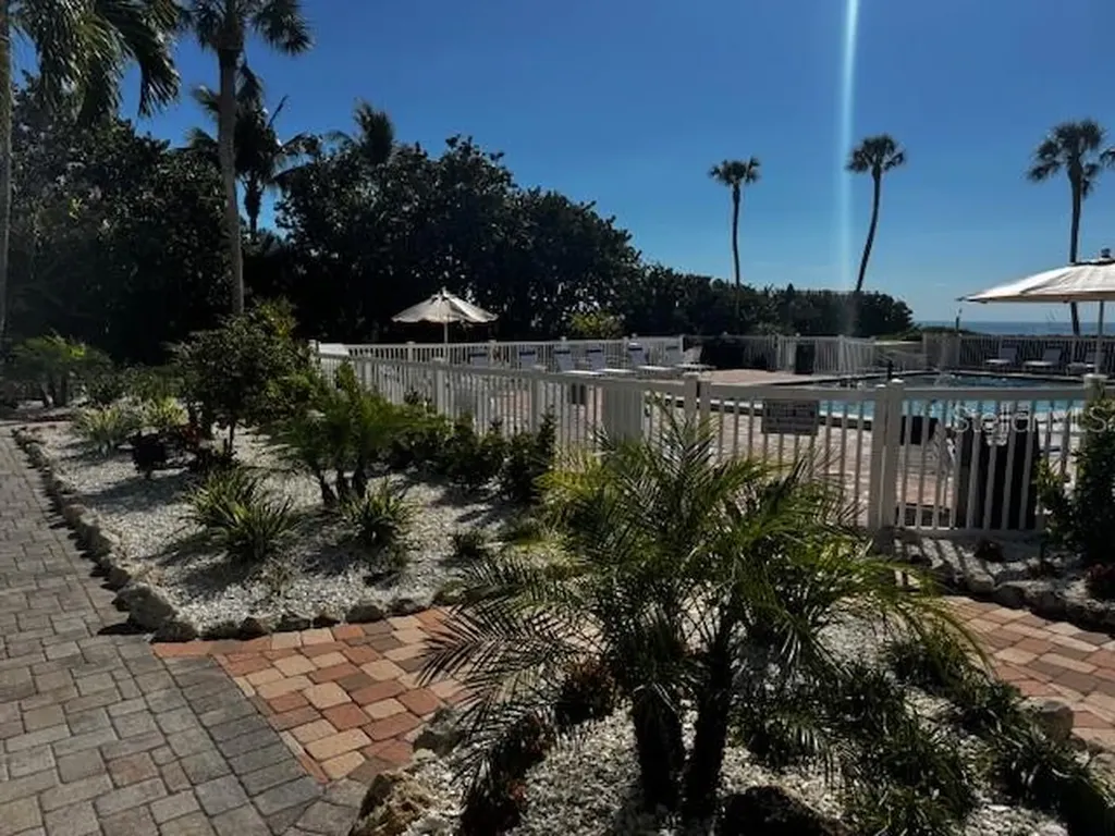 5841 Gulf Of Mexico Drive Longboat Key FL 34228