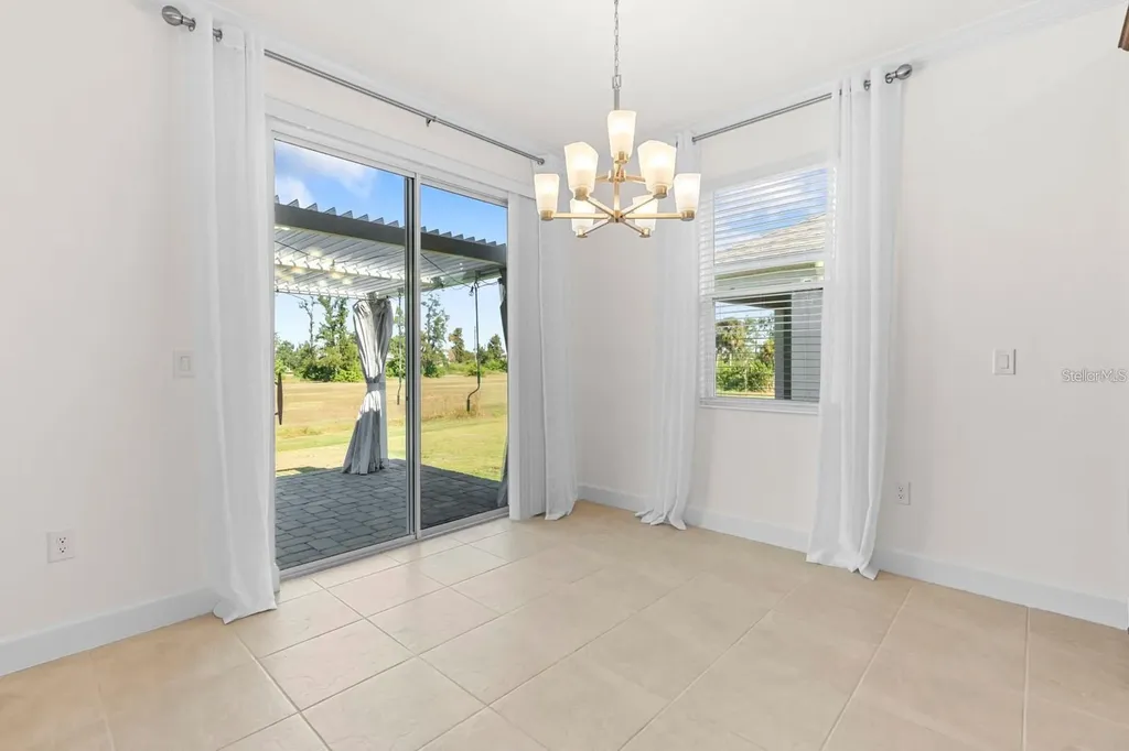 933 Signet Drive Apollo Beach FL 33572