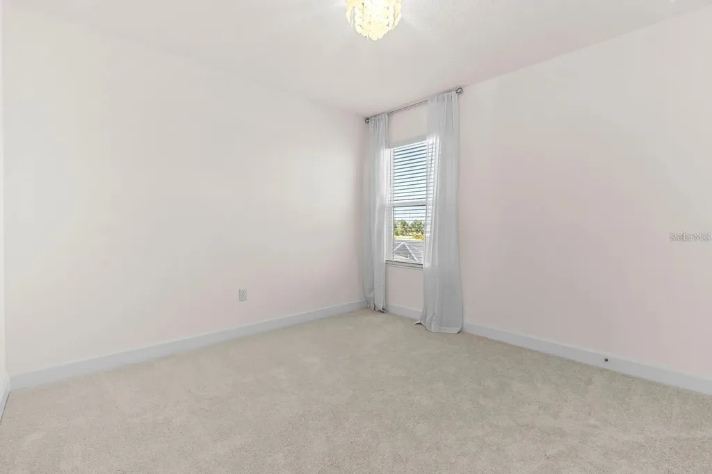 933 Signet Drive Apollo Beach FL 33572