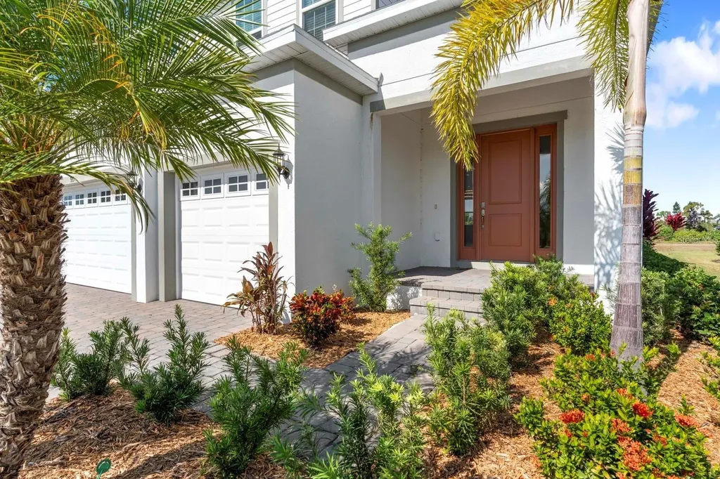 933 Signet Drive Apollo Beach FL 33572