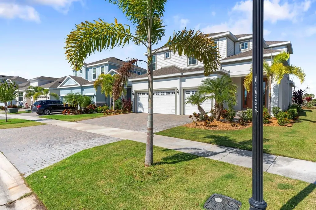 933 Signet Drive Apollo Beach FL 33572