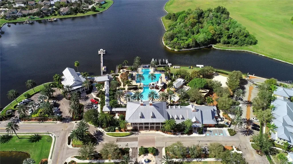 933 Signet Drive Apollo Beach FL 33572