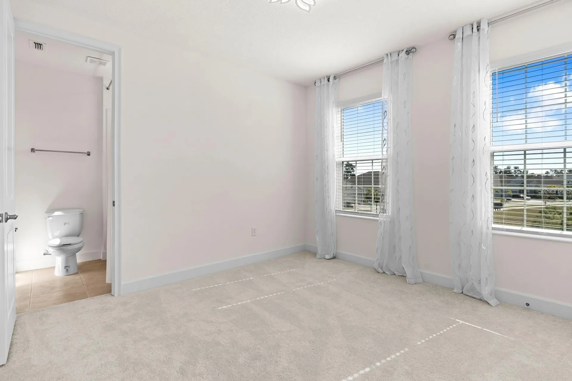 933 Signet Drive Apollo Beach FL 33572