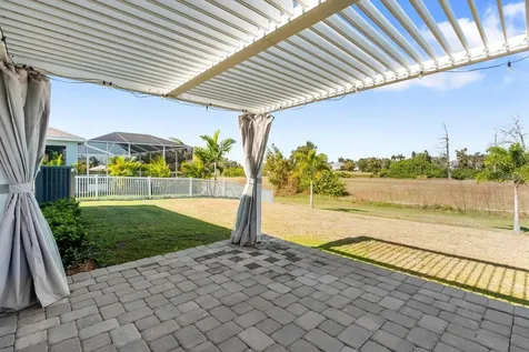 933 Signet Drive Apollo Beach FL 33572