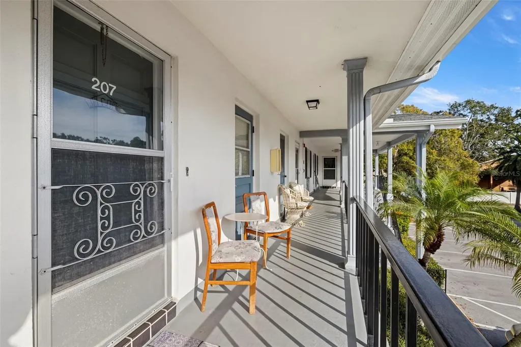 100 Glennes Lane Dunedin FL 34698