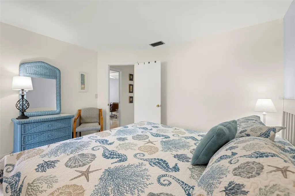 100 Glennes Lane Dunedin FL 34698