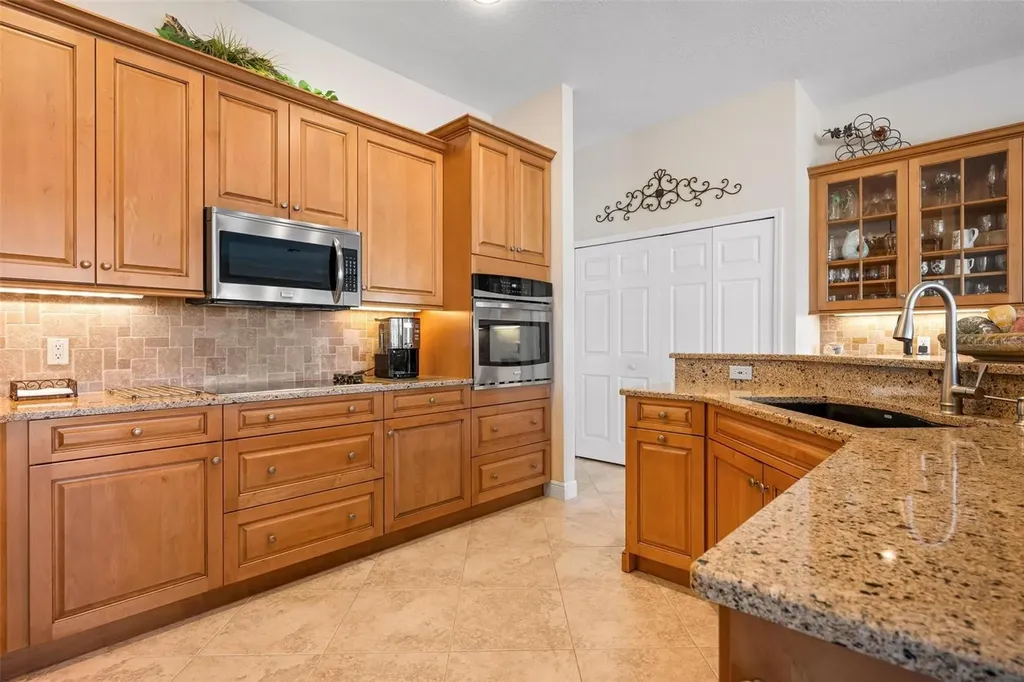 433 Tremingham Way Venice FL 34293