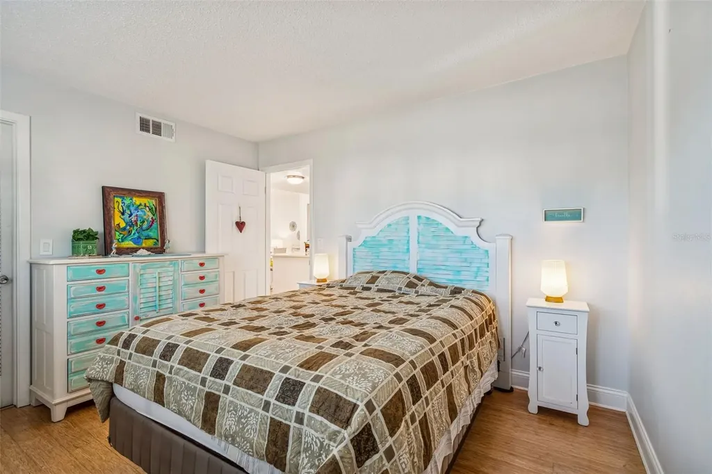 946 Virginia Street Dunedin FL 34698