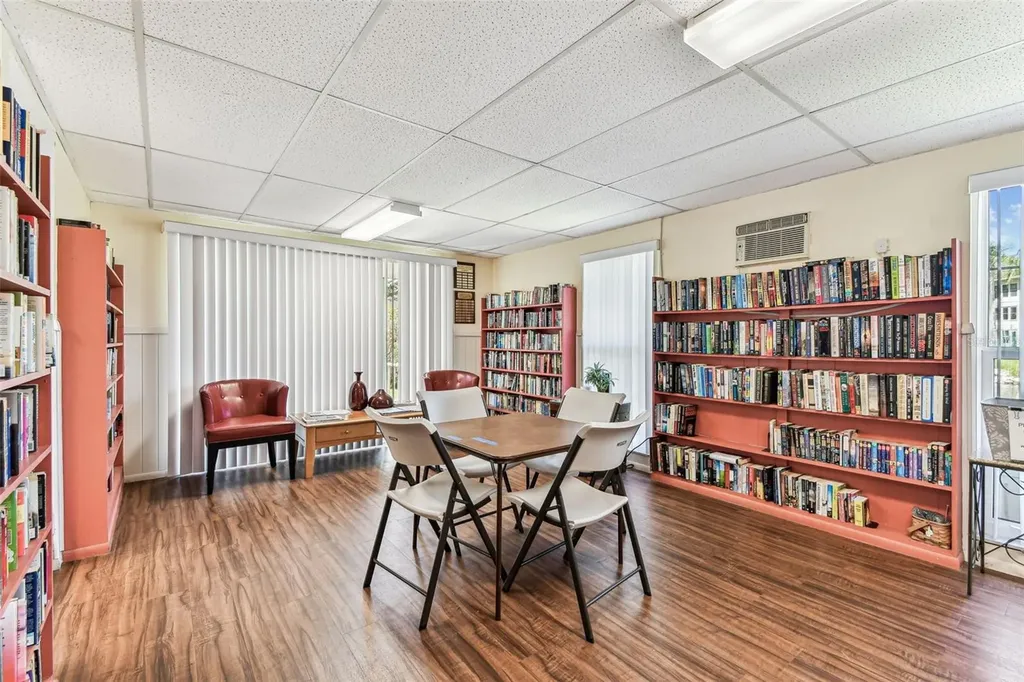 946 Virginia Street Dunedin FL 34698