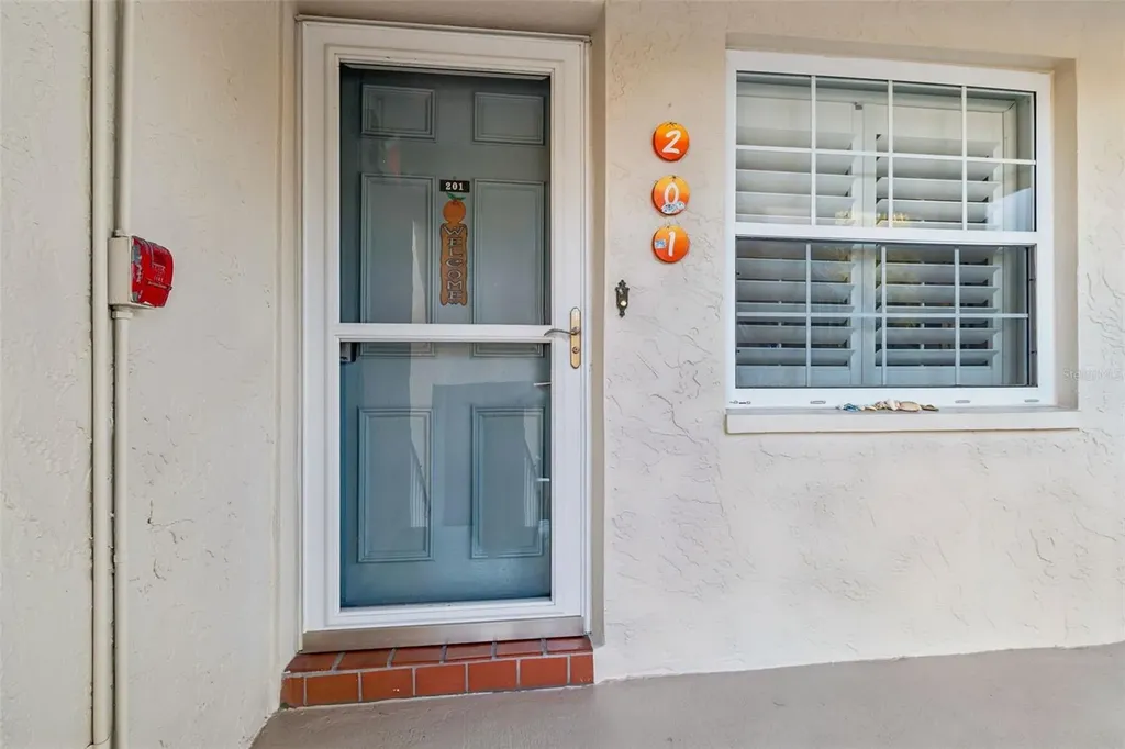 946 Virginia Street Dunedin FL 34698