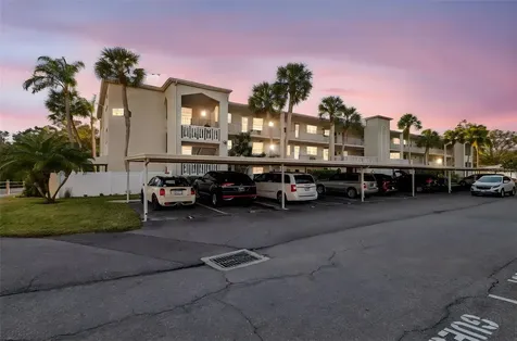 946 Virginia Street Dunedin FL 34698