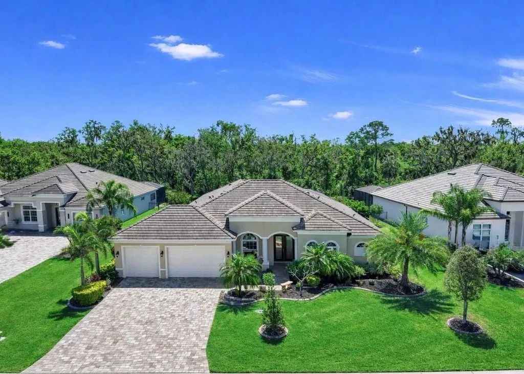16005 42nd Glen E Parrish FL 34219