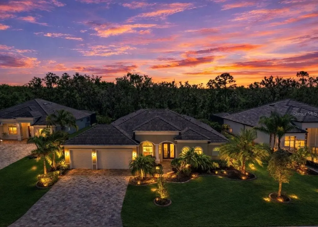16005 42nd Glen E Parrish FL 34219