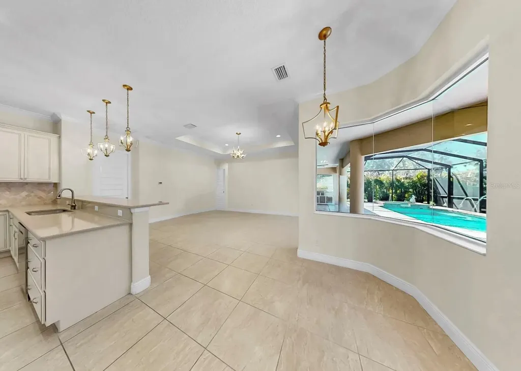 16005 42nd Glen E Parrish FL 34219